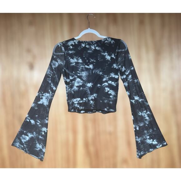 Current Mood Sz Small Black Mesh Bell Sleeve Ruched Button Front Top Grunge Goth - Picture 6 of 10